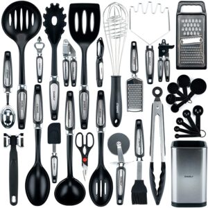Black kitchen utensils